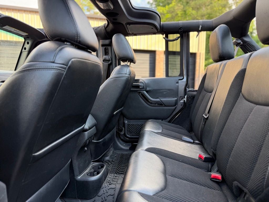 2017 Jeep Wrangler Unlimited Sahara