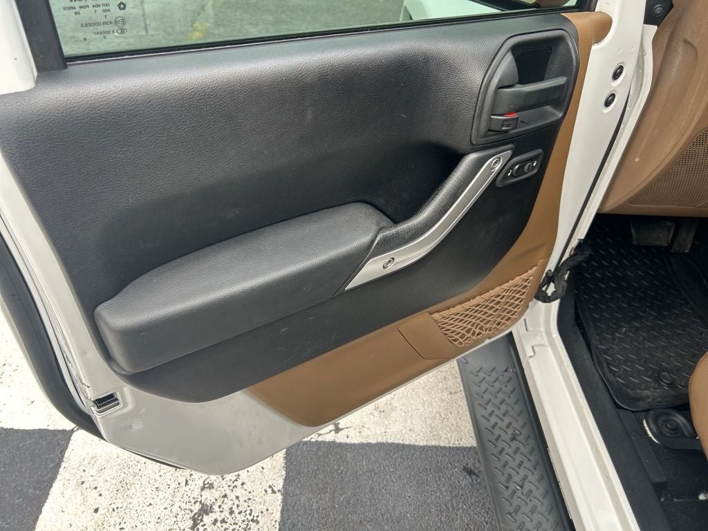 2012 Jeep Wrangler Unlimited Sahara