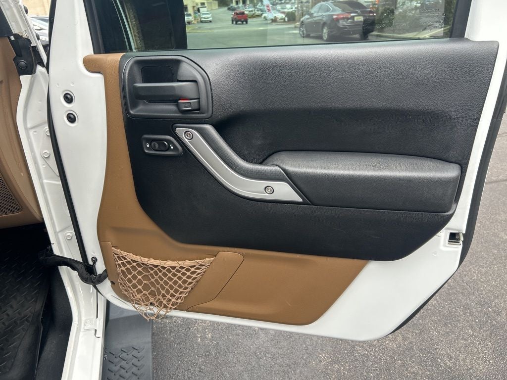 2012 Jeep Wrangler Unlimited Sahara