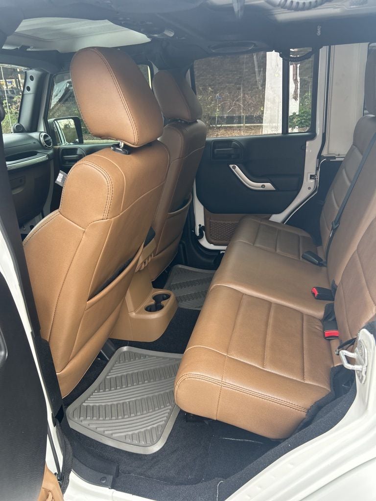 2012 Jeep Wrangler Unlimited Sahara