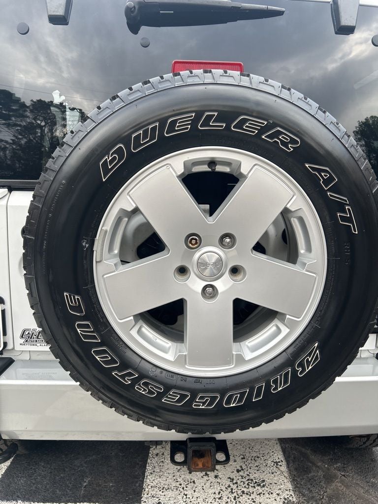 2012 Jeep Wrangler Unlimited Sahara