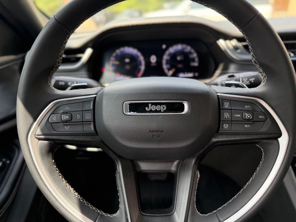2024 Jeep Grand Cherokee L Laredo