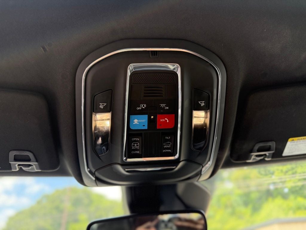 2024 Jeep Grand Cherokee L Laredo