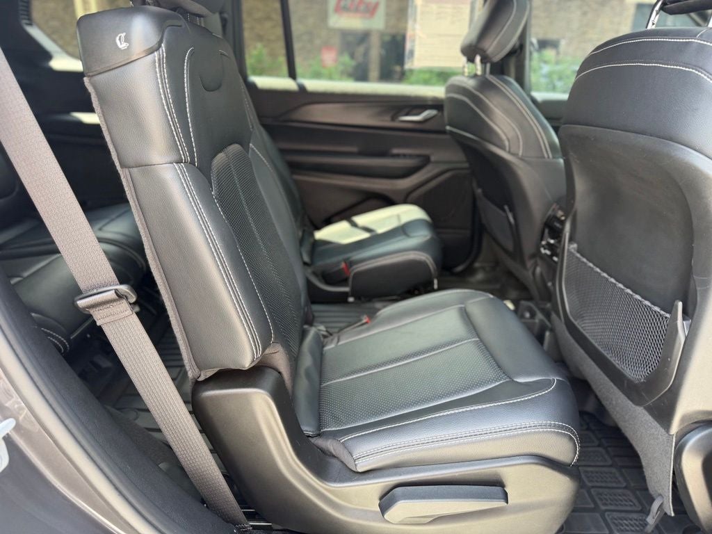 2024 Jeep Grand Cherokee L Laredo