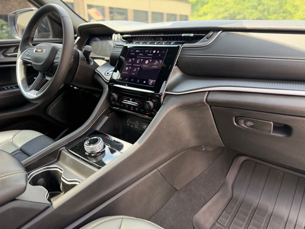 2024 Jeep Grand Cherokee L Laredo