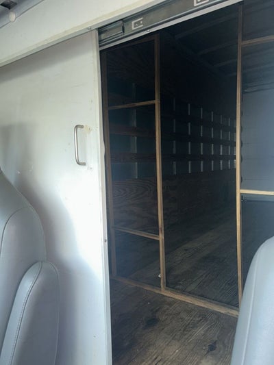2017 Ford E-350SD Base Cutaway