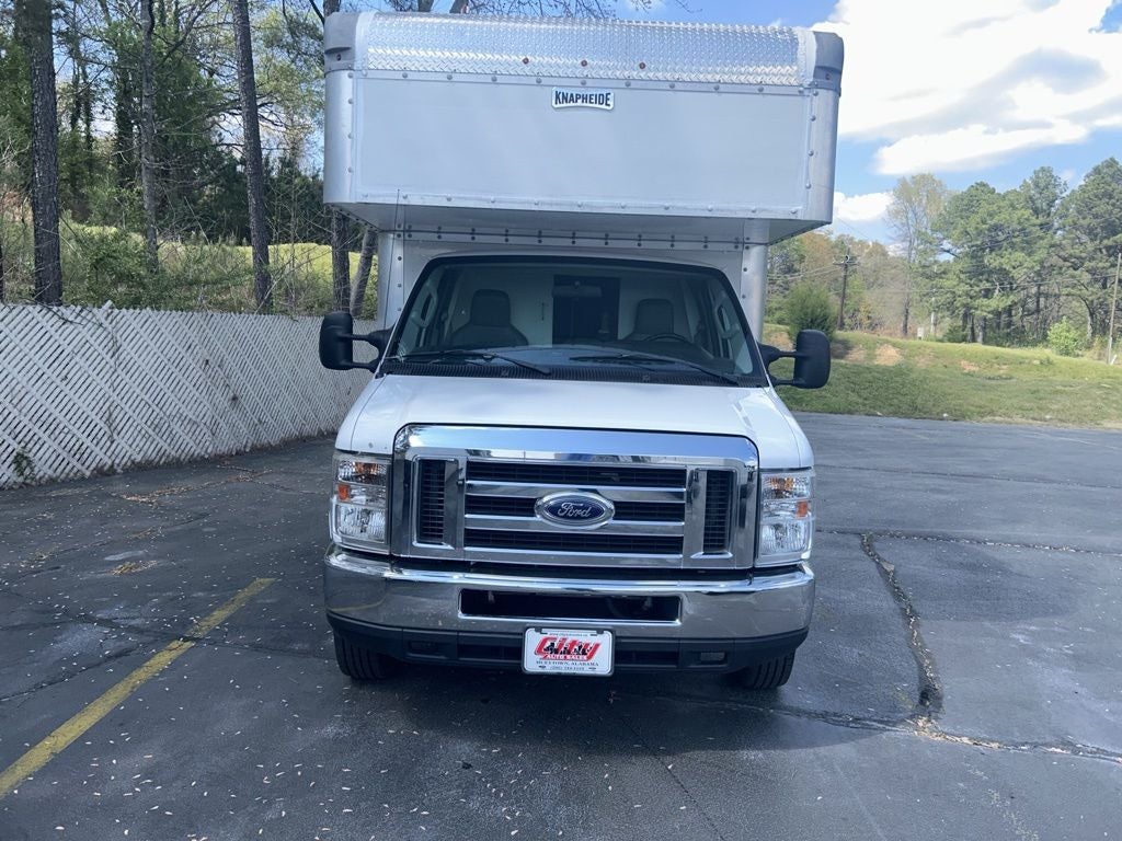 2017 Ford E-350SD Base Cutaway
