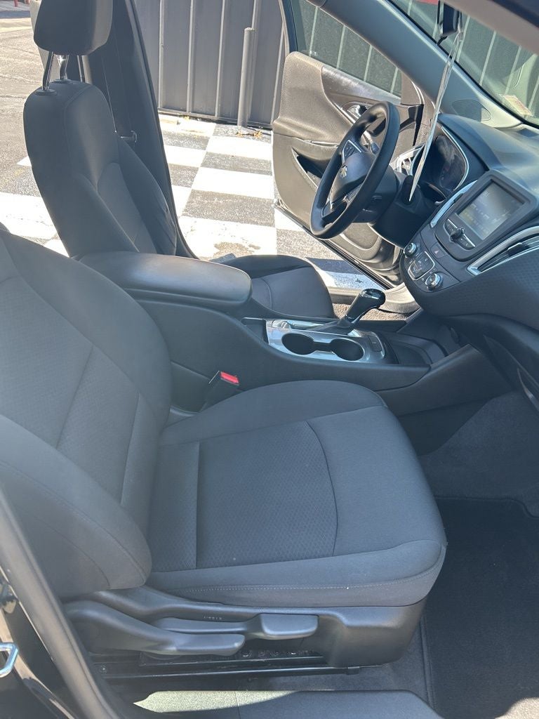 2018 Chevrolet Malibu LS 1LS