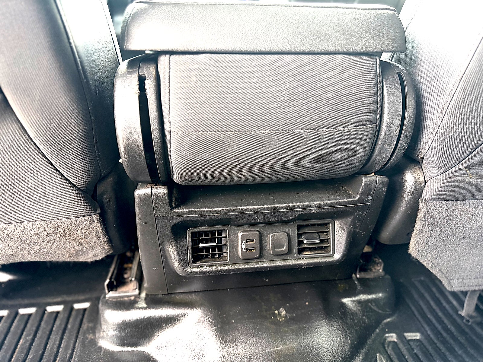 2022 Chevrolet Silverado 3500HD Chassis LT