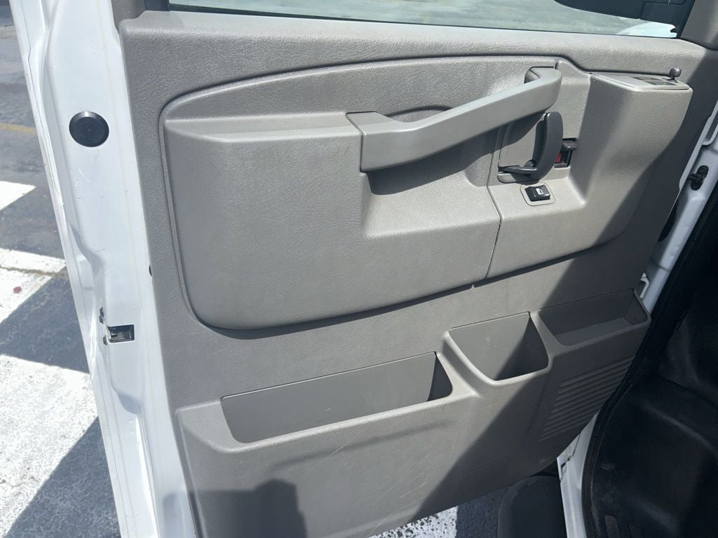 2021 Chevrolet Express 2500 Work Van Cargo