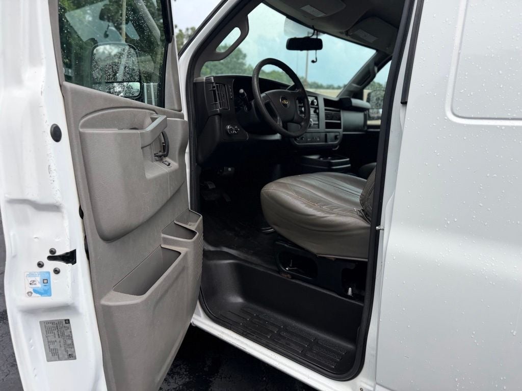 2018 Chevrolet Express 2500 Work Van Cargo