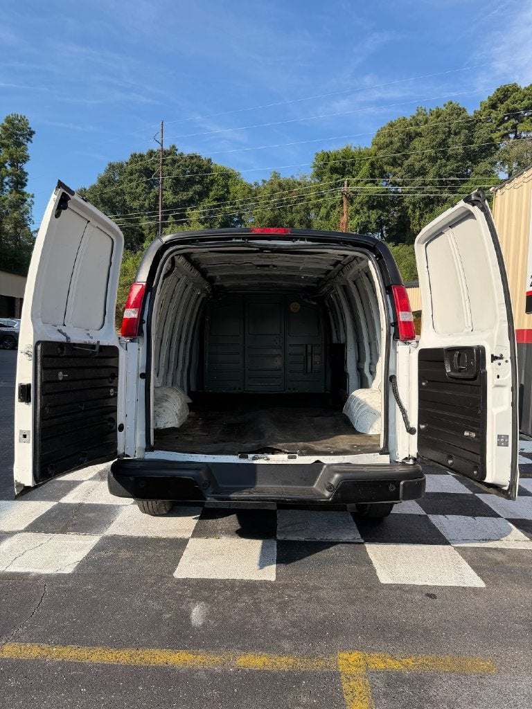 2018 Chevrolet Express 3500 Work Van Cargo