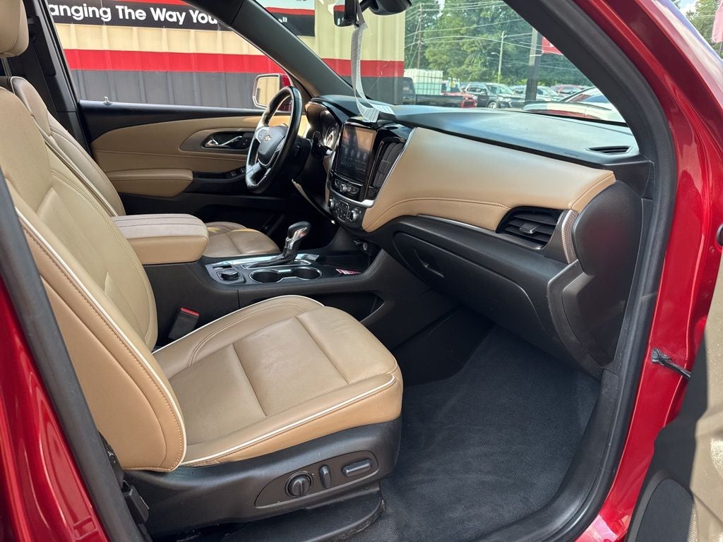 2023 Chevrolet Traverse Premier