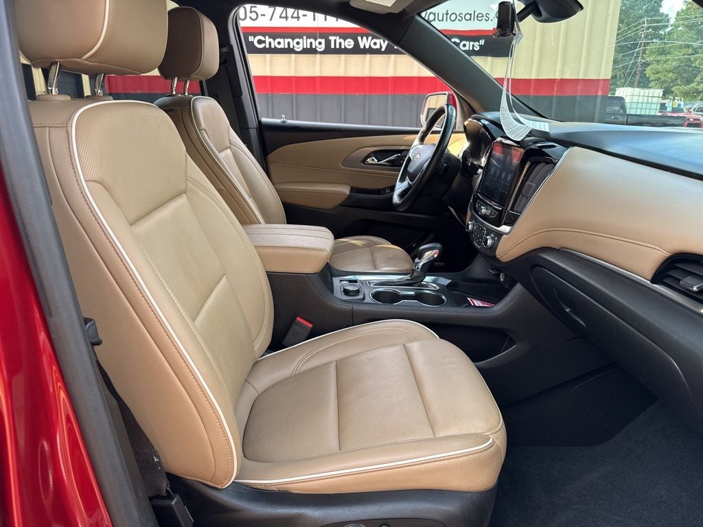 2023 Chevrolet Traverse Premier