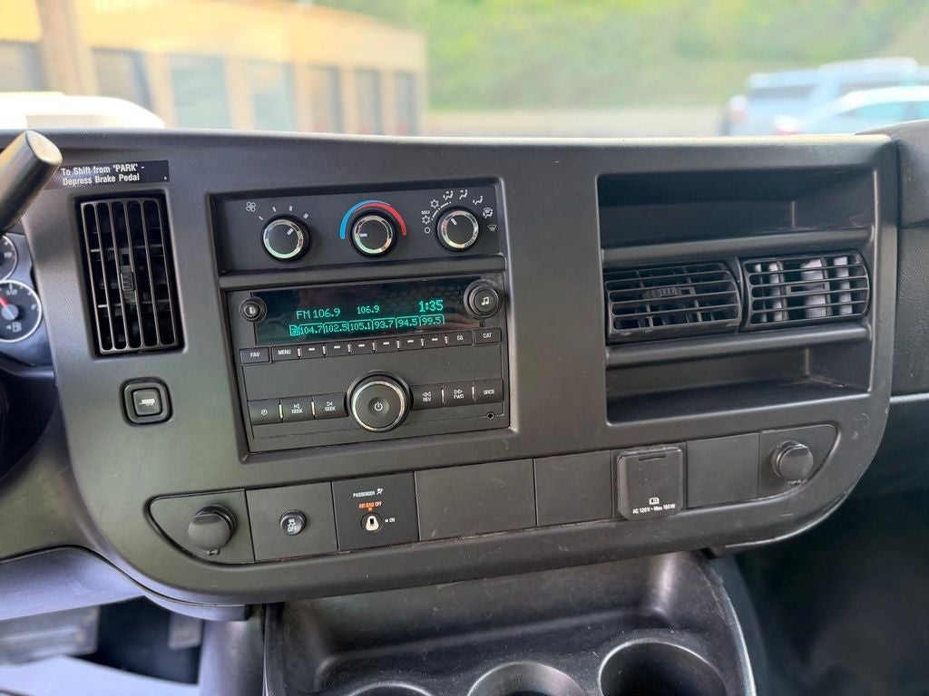 2019 GMC Savana 2500 Work Van