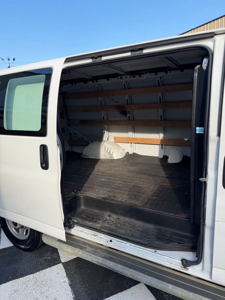 2019 GMC Savana 2500 Work Van