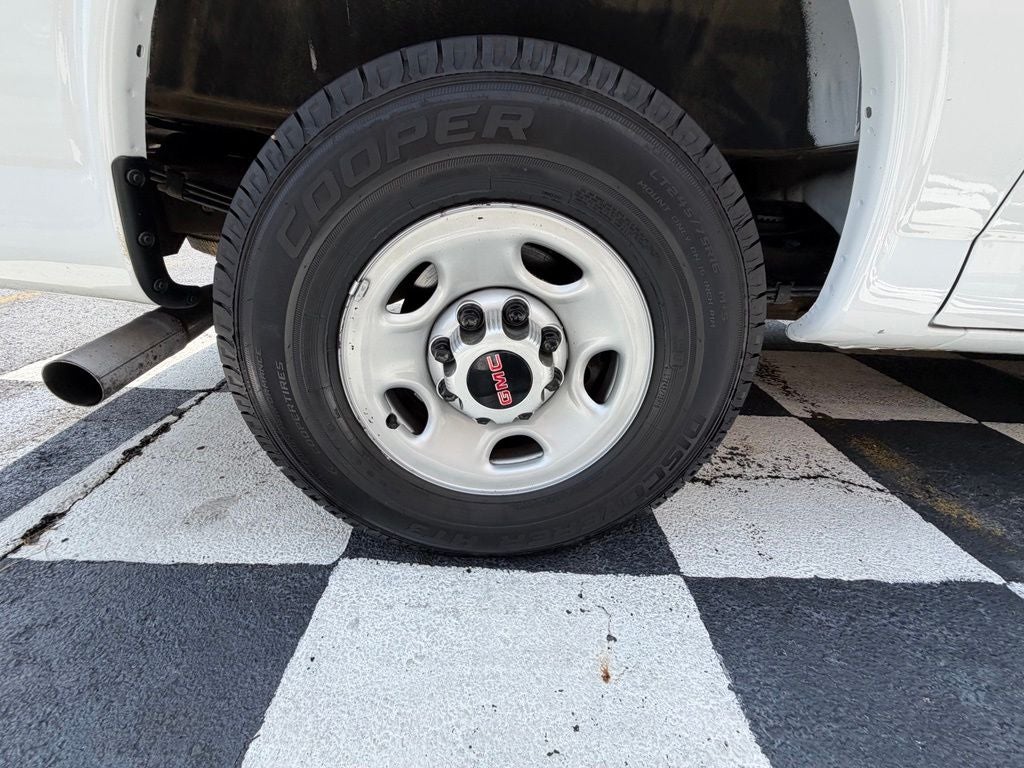 2023 GMC Savana 2500 Work Van