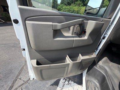 2023 GMC Savana 2500 Work Van