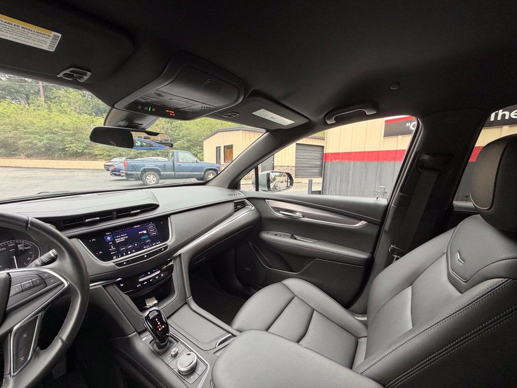 2021 Cadillac XT5 Luxury