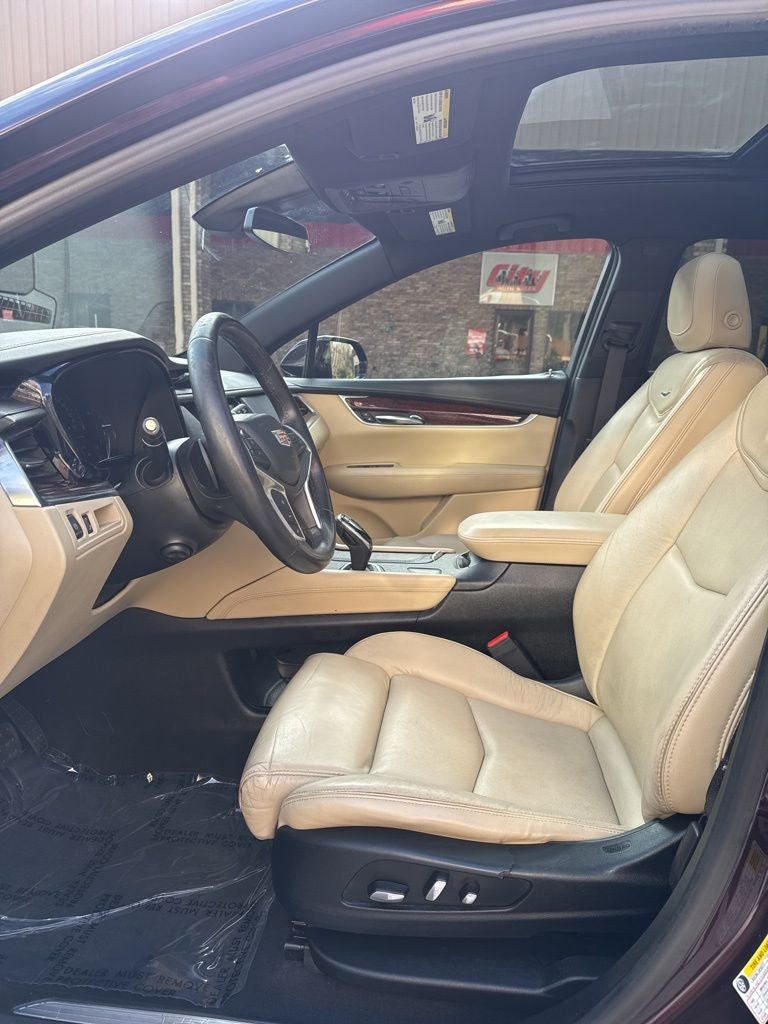 2017 Cadillac XT5 Luxury