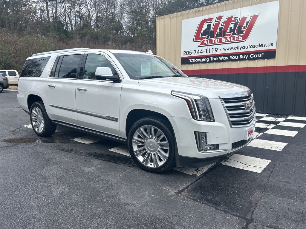 2016 Cadillac Escalade Luxury