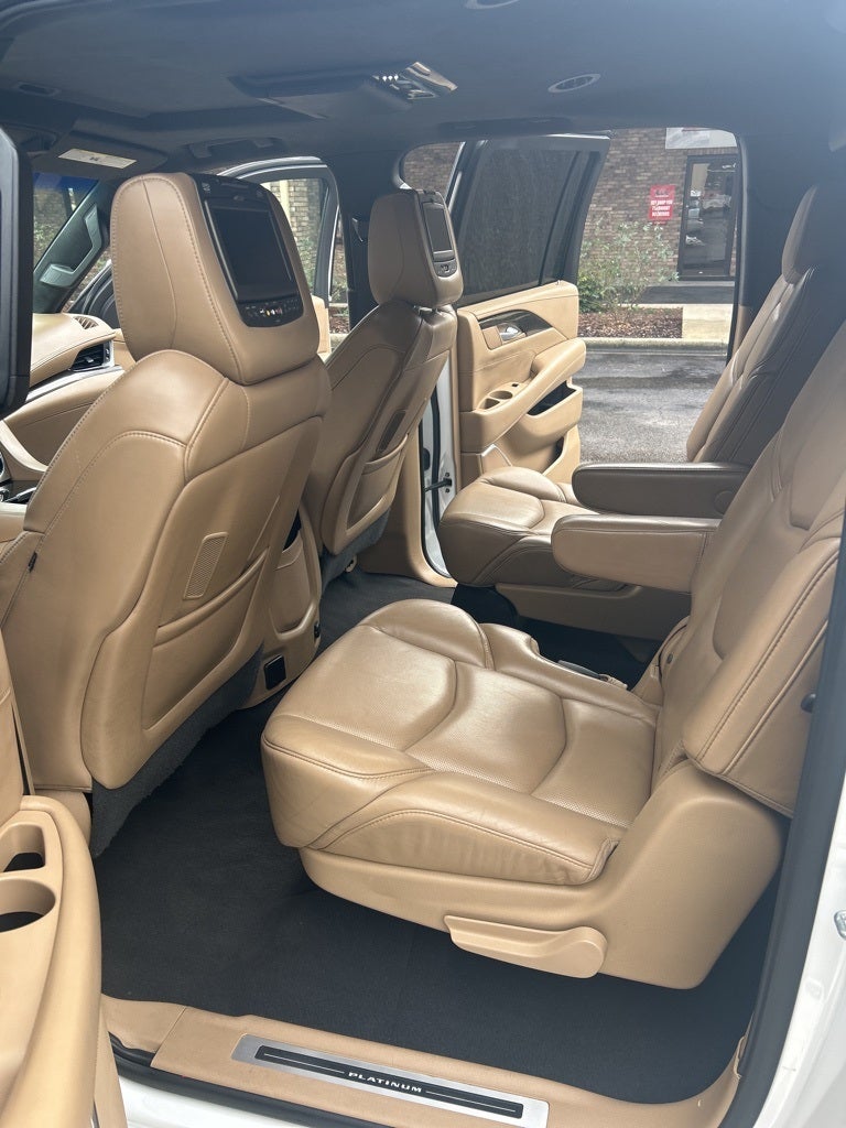 2016 Cadillac Escalade Luxury