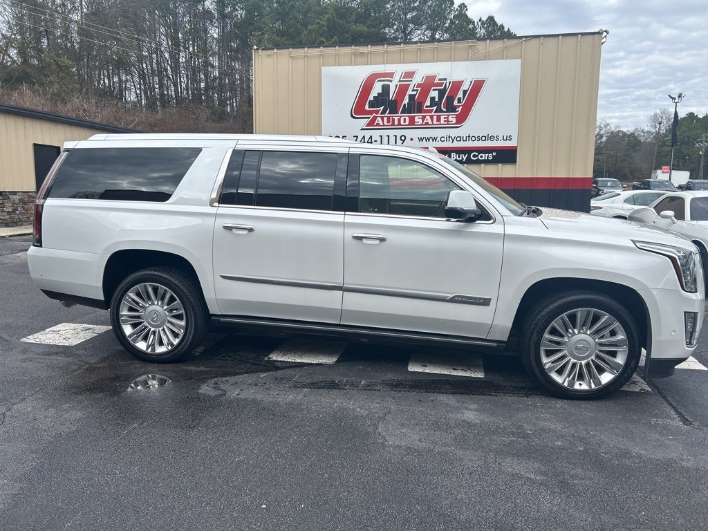 2016 Cadillac Escalade Luxury