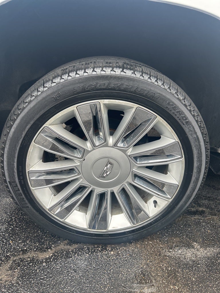 2016 Cadillac Escalade Luxury