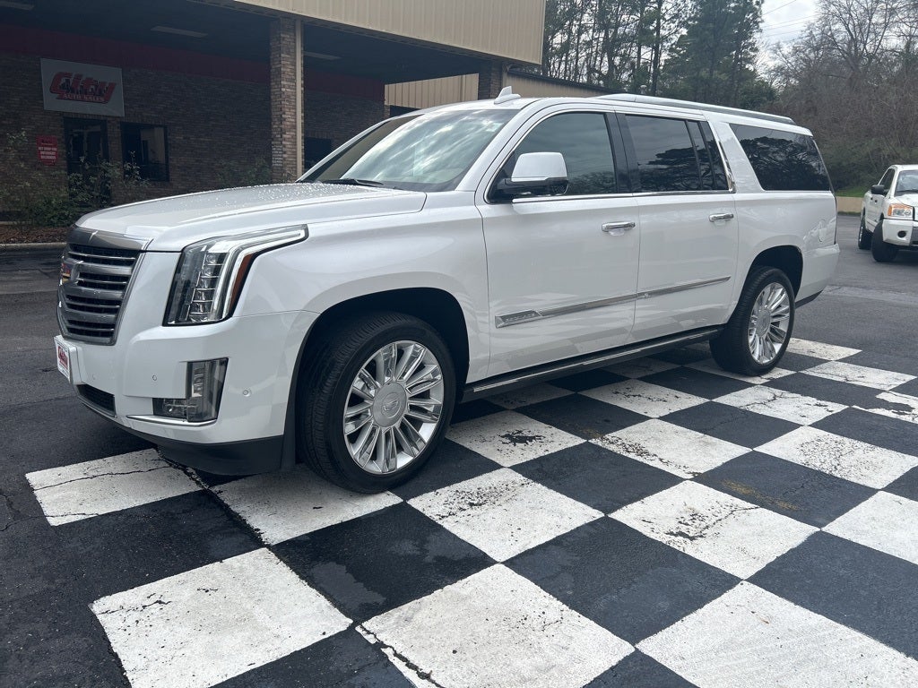2016 Cadillac Escalade Luxury