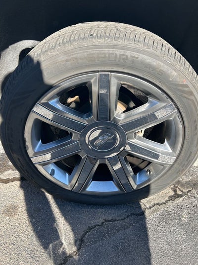 2018 Cadillac Escalade ESV Premium