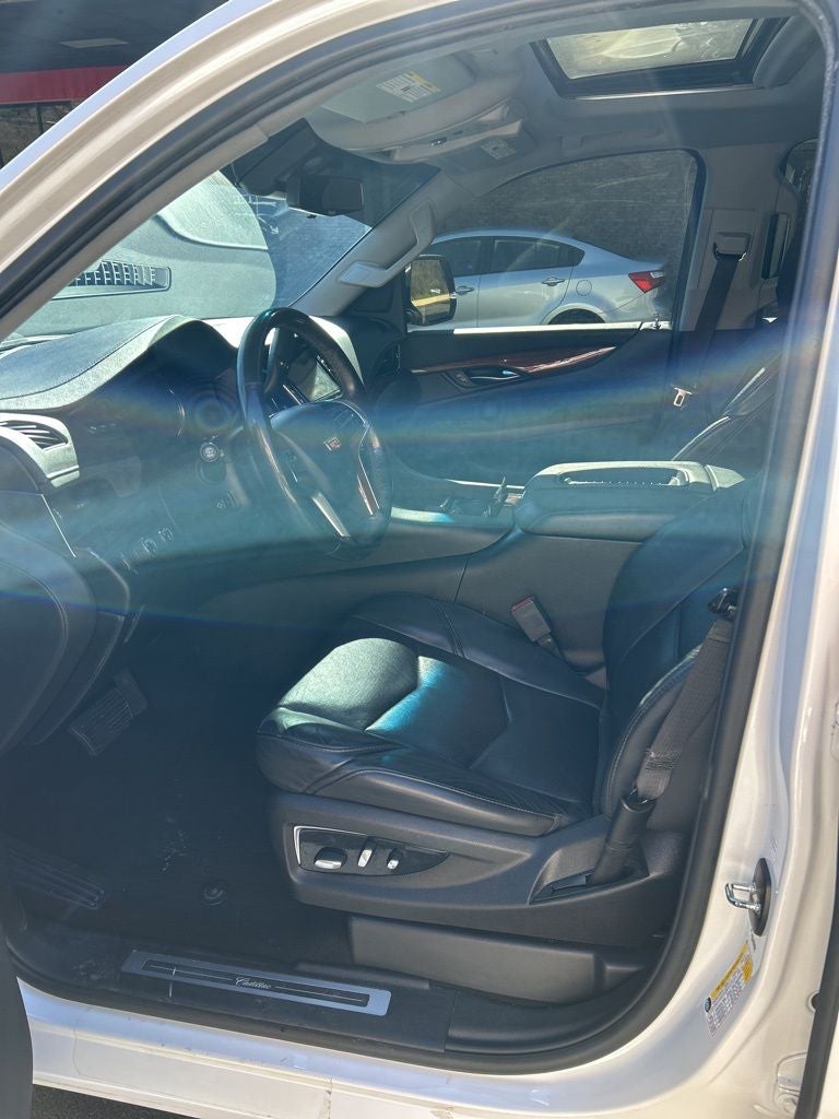 2018 Cadillac Escalade ESV Premium