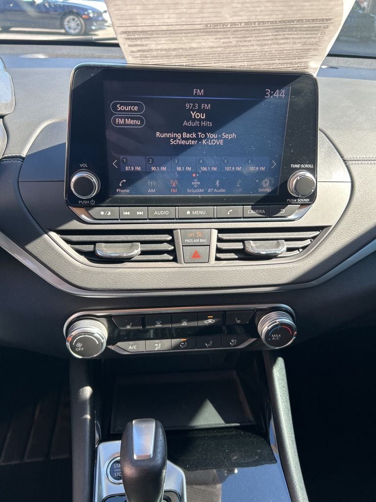 2022 Nissan Altima 2.5 SV