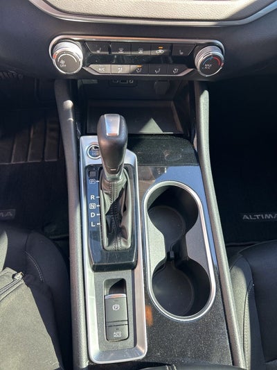 2022 Nissan Altima 2.5 SV