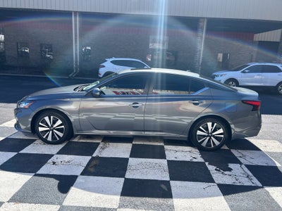 2022 Nissan Altima 2.5 SV