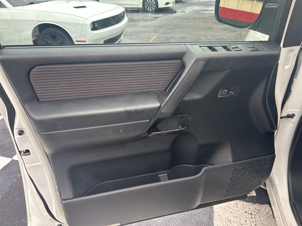 2012 Nissan Titan SV