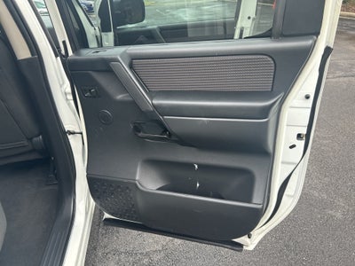 2012 Nissan Titan SV