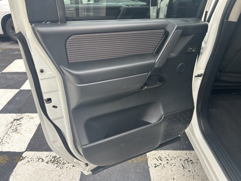 2012 Nissan Titan SV