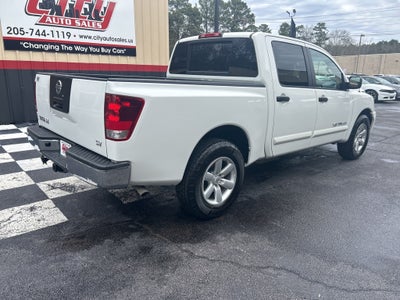 2012 Nissan Titan SV