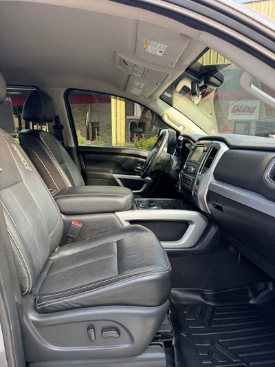 2017 Nissan Titan PRO-4X