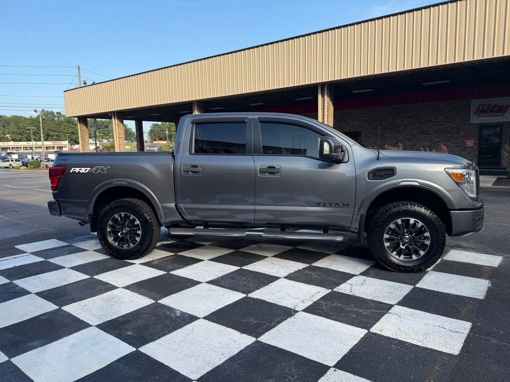 2017 Nissan Titan PRO-4X