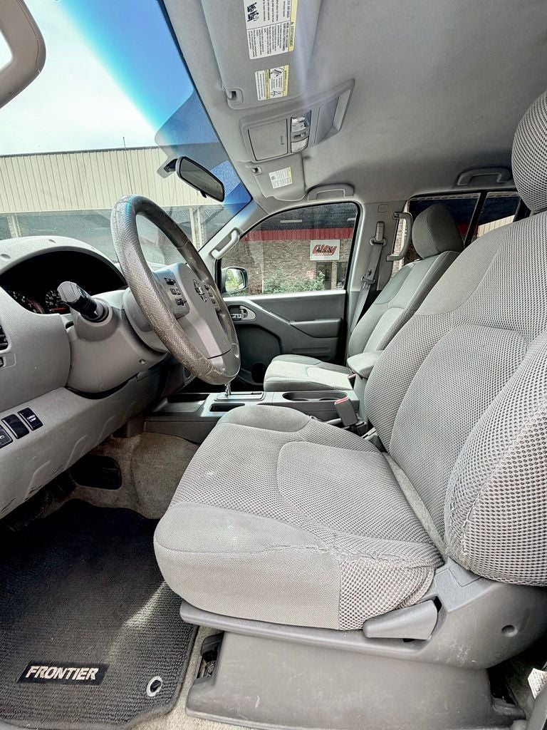 2016 Nissan Frontier SV