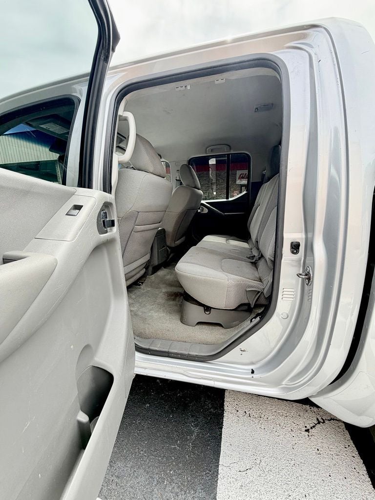 2016 Nissan Frontier SV