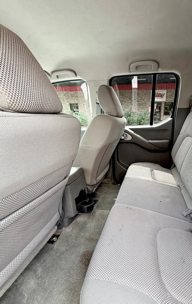 2016 Nissan Frontier SV