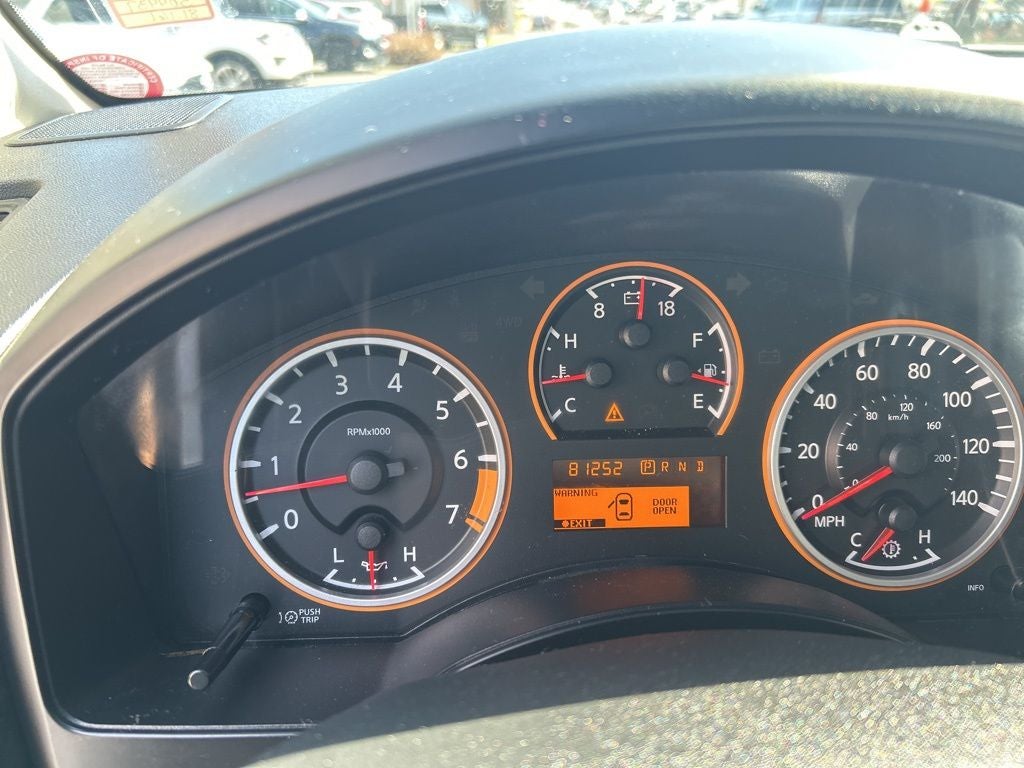 2015 Nissan Titan SV