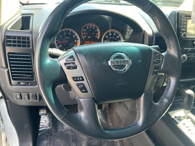 2015 Nissan Titan SV