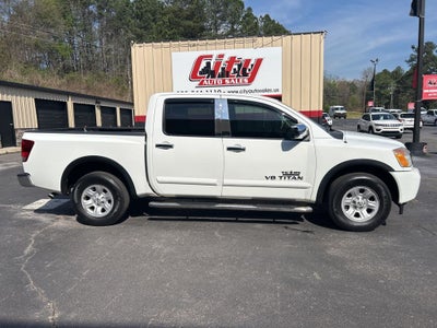 2015 Nissan Titan SV