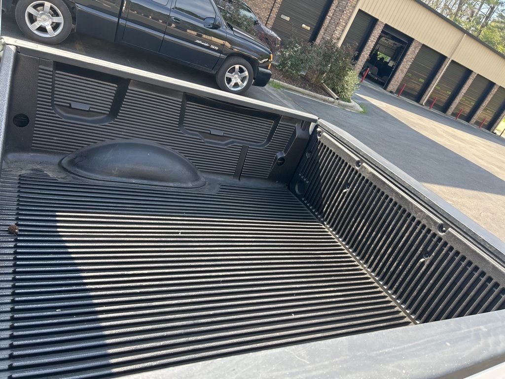 2015 Nissan Titan SV