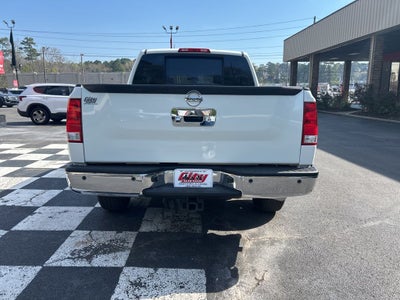 2015 Nissan Titan SV