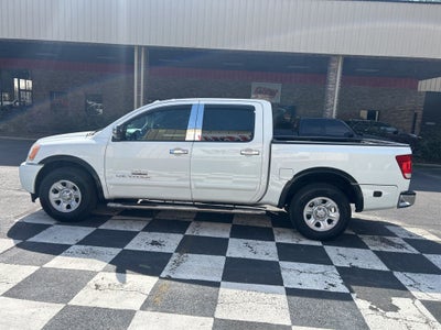 2015 Nissan Titan SV