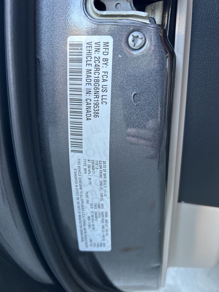 2022 Chrysler Pacifica Touring L